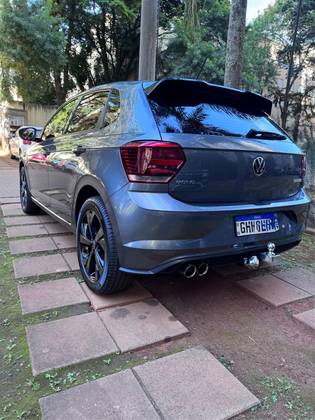 VOLKSWAGEN POLO 1.0 200 TSI HIGHLINE AUTOMÁTICO VOLKSWAGEN POLO 1.0 200 TSI HIGHLINE AUTOMÁTICO